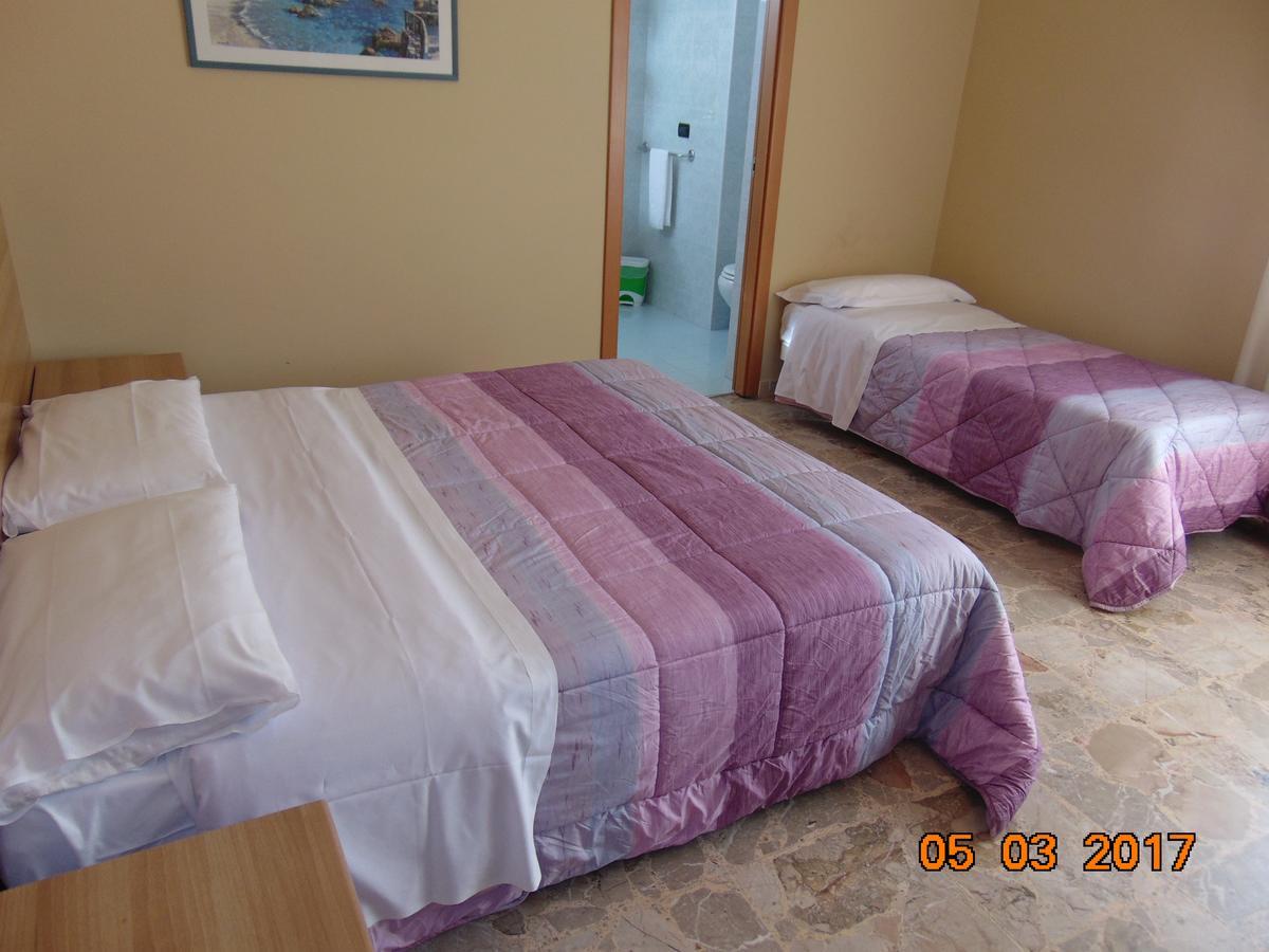 Hotel Mazzocchetti Читта Сань Анджело Экстерьер фото