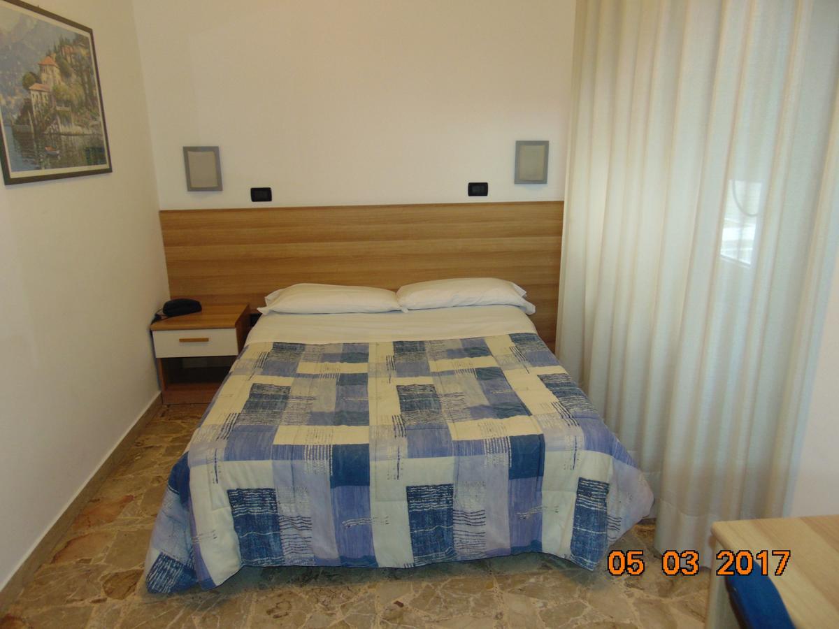 Hotel Mazzocchetti Читта Сань Анджело Экстерьер фото